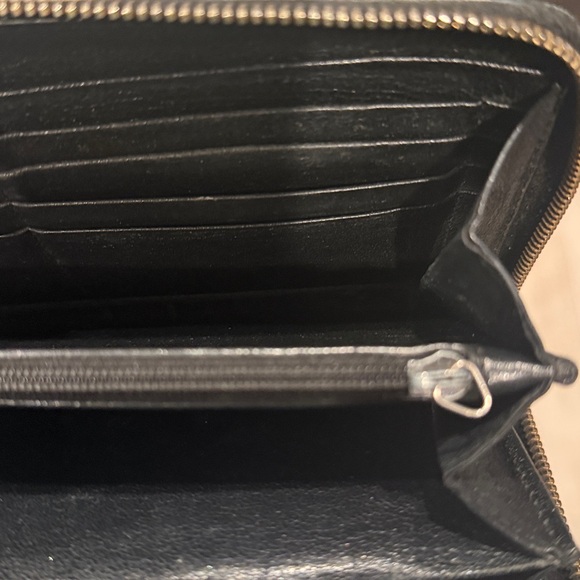 Yves Saint Laurent Black Wallet - Picture 5 of 5